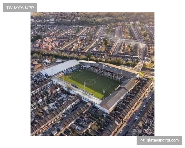 英超俱乐部球场扩建潮：未来10年增加11.5万个座位的商业逻辑